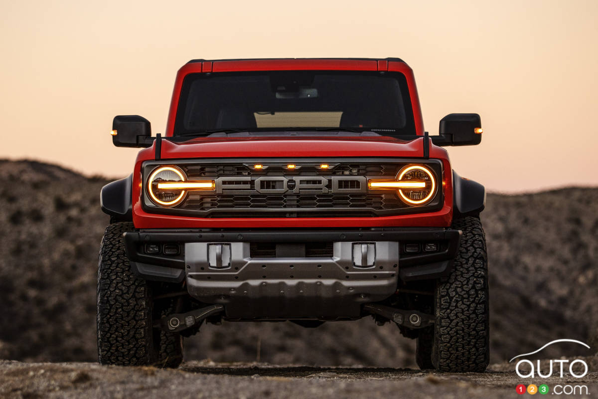 Ford Bronco Raptor, avant